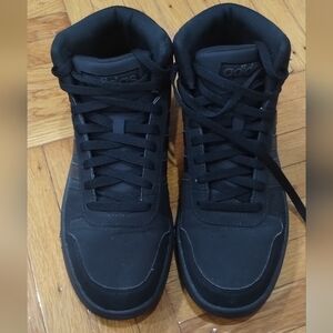 Adidas vintage basketball sneakers LIKE NEW